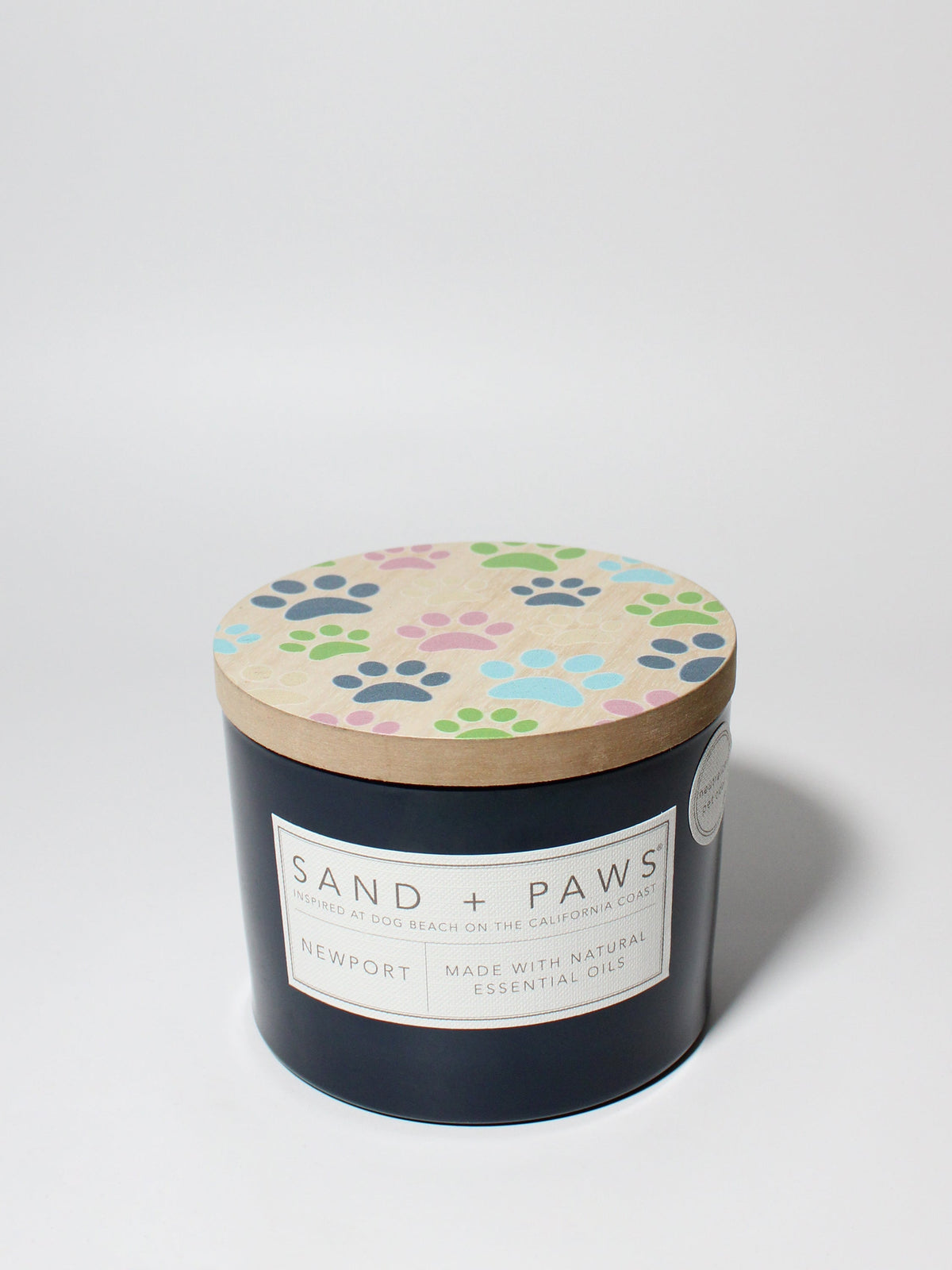 Sand + Paws Newport Hand-poured 12 oz scented candle