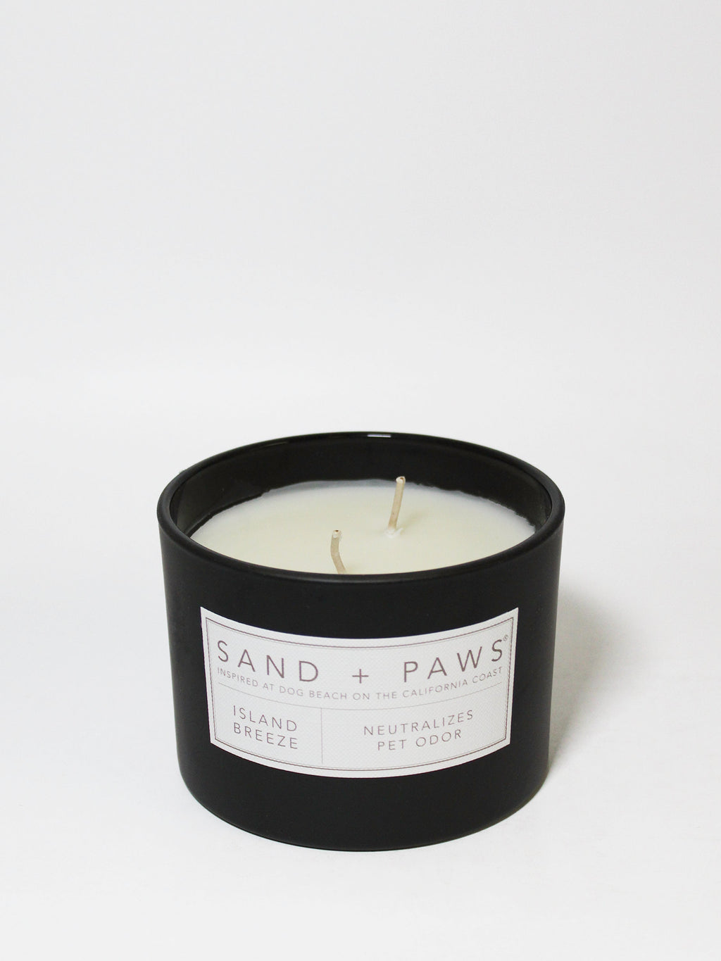 Sand + Paws Island Breeze Hand-poured 12 oz scented candle