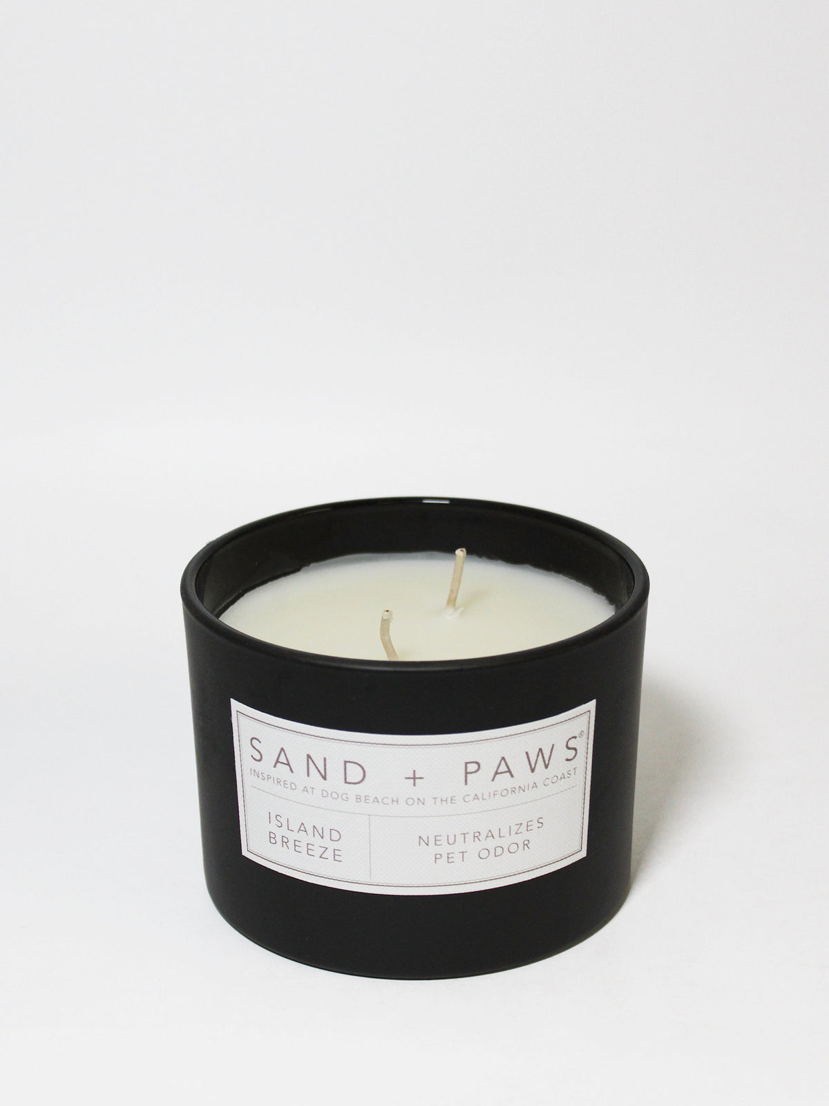 Sand + Paws Island Breeze Hand-poured 12 oz scented candle