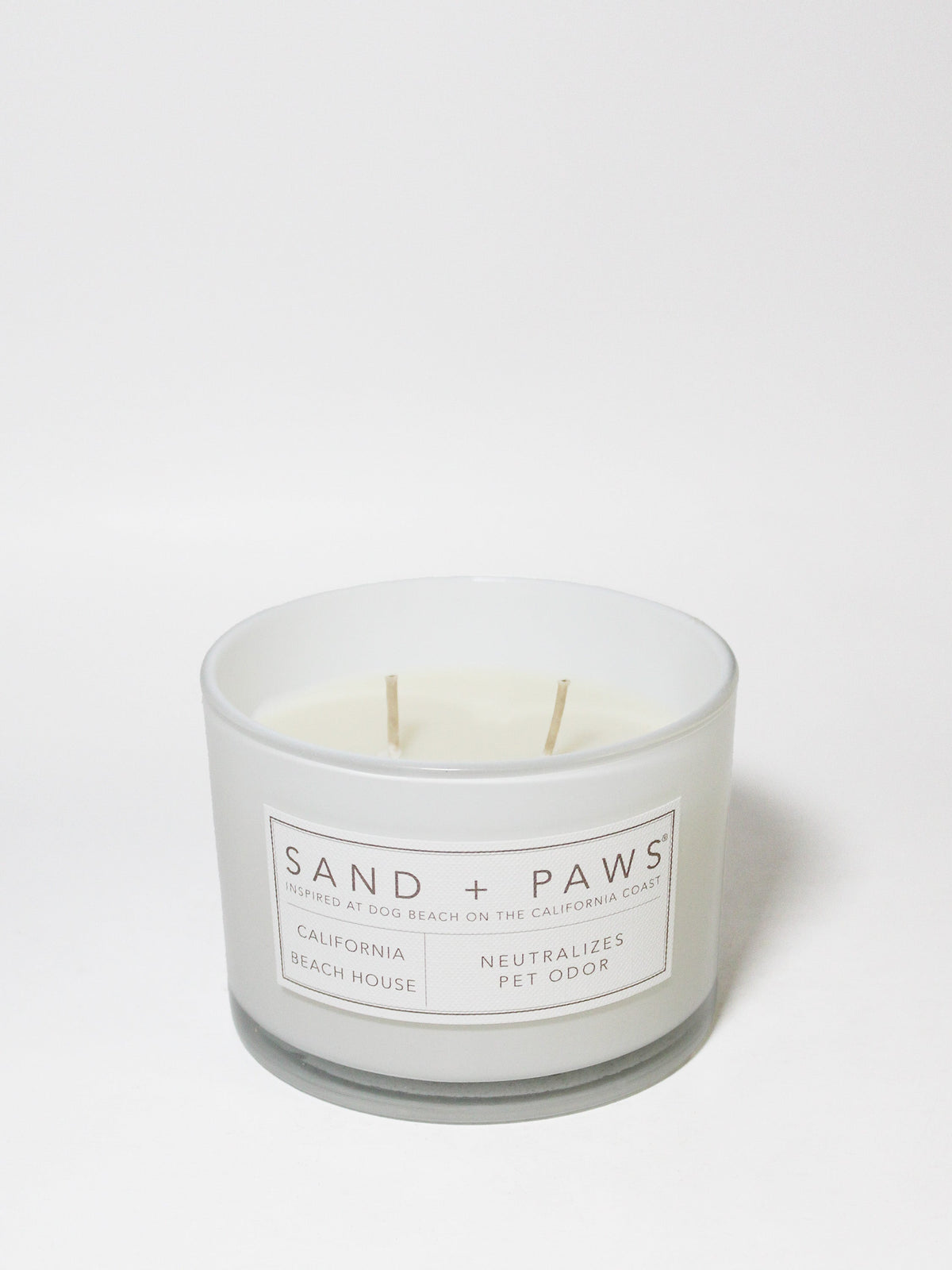 Sand + Paws California Beach House Hand-poured 12 oz scented candle