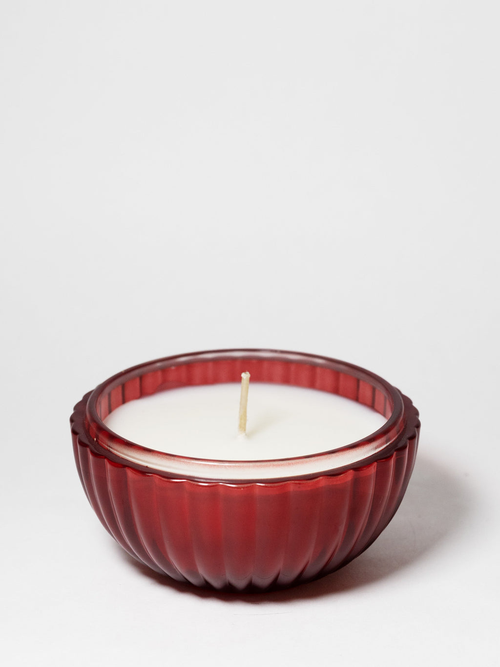 Cinnamon Noel Hand-poured 6 oz scented candle