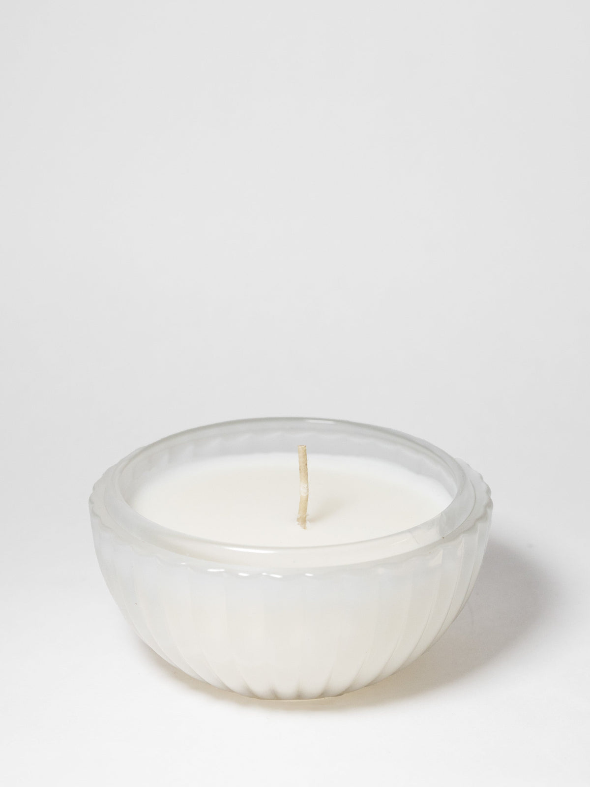 Winter White Hand-poured 6 oz scented candle