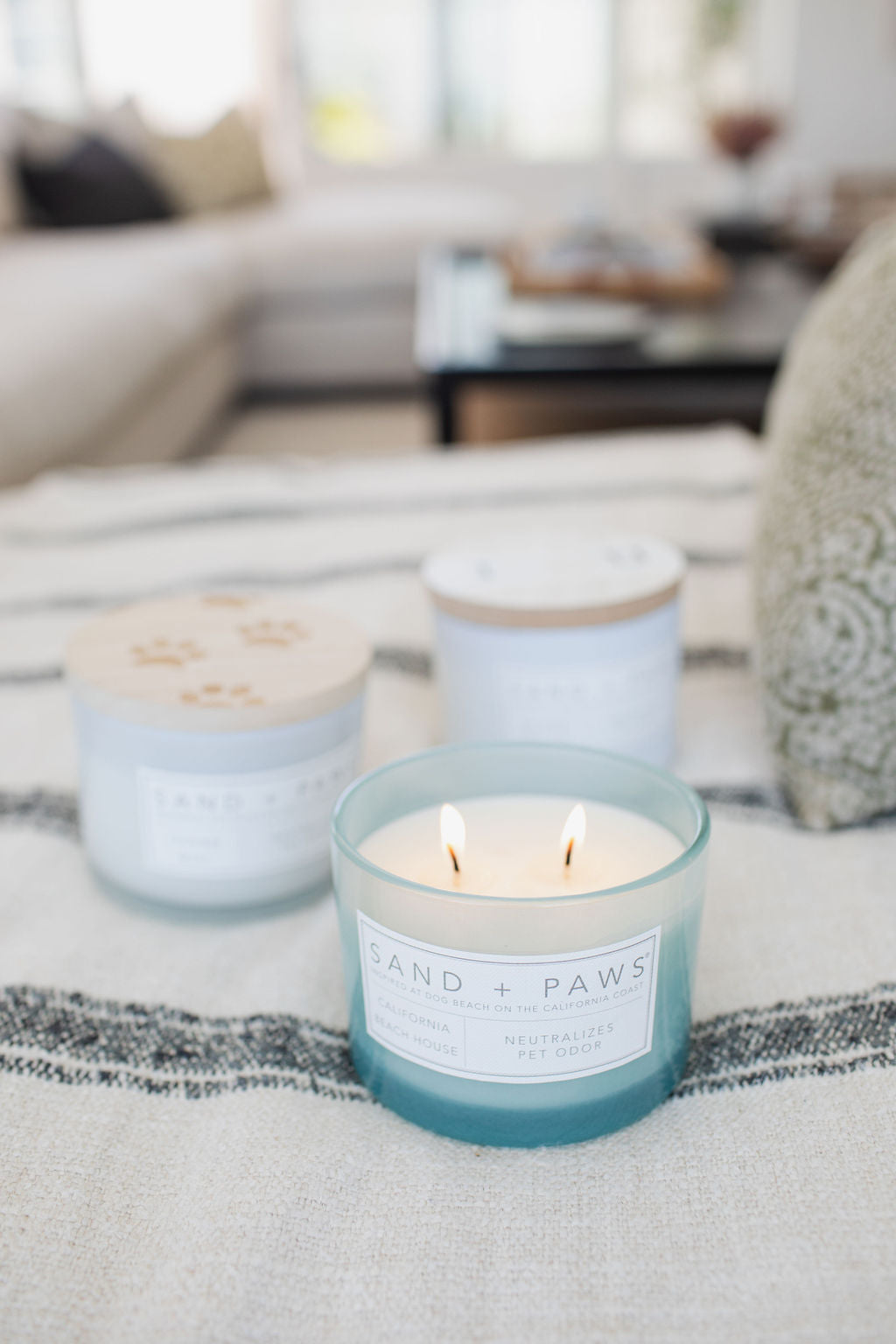 Sand + Paws California Beach House Hand-poured 12 oz scented candle