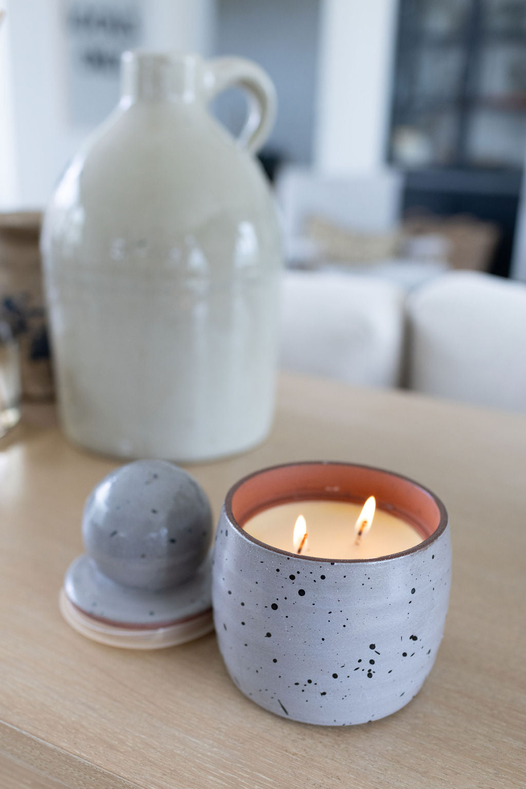 Vanilla Sandalwood Natural Home Hand-poured 13 oz scented candle