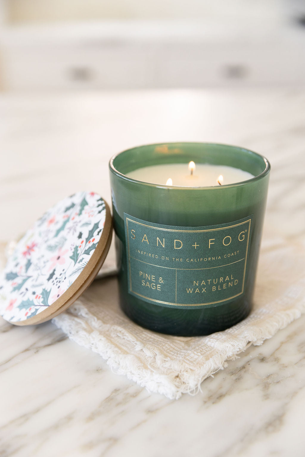 Pine & Sage Hand-poured 21 oz scented candle