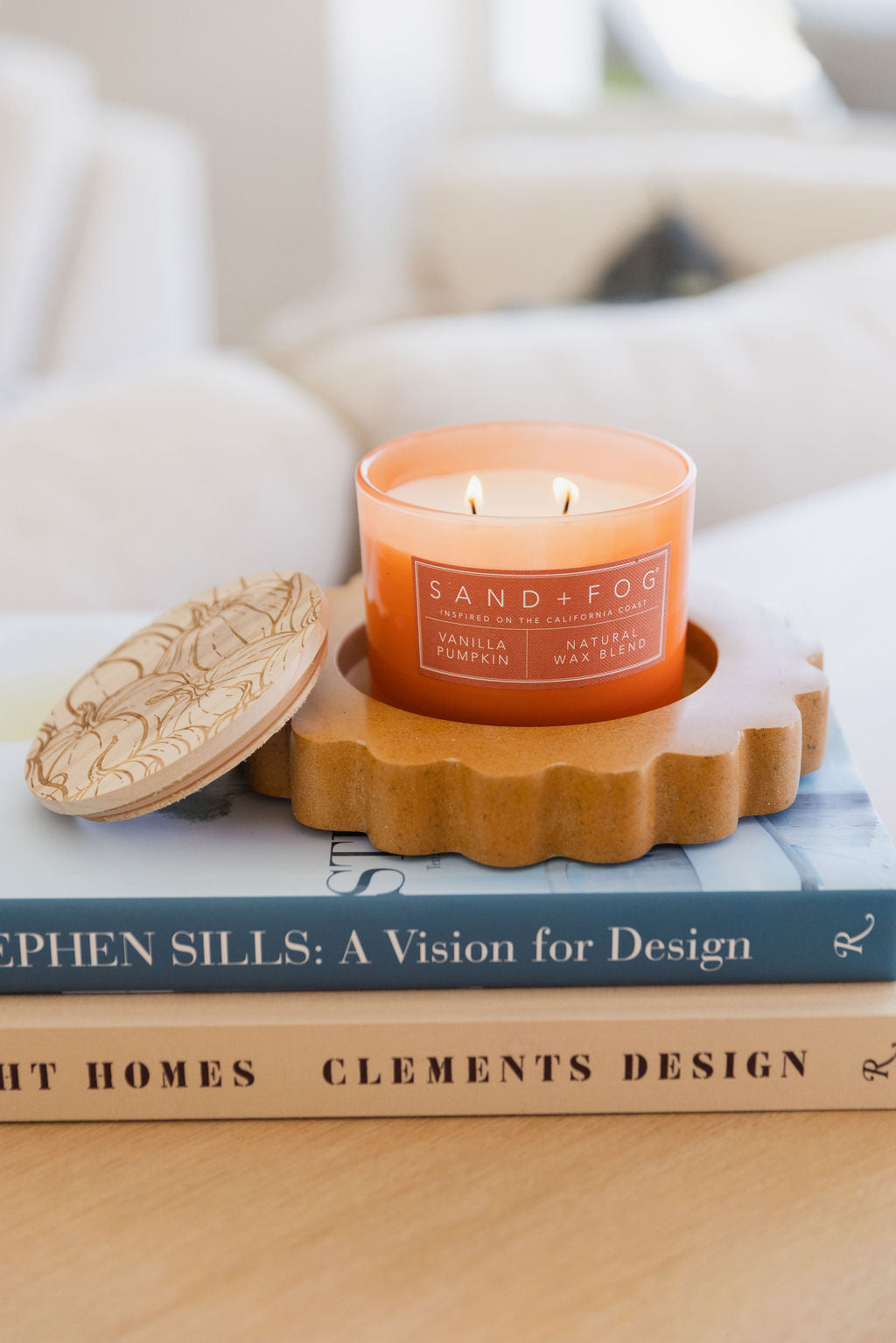 Vanilla Pumpkin Hand-poured 12 oz scented candle