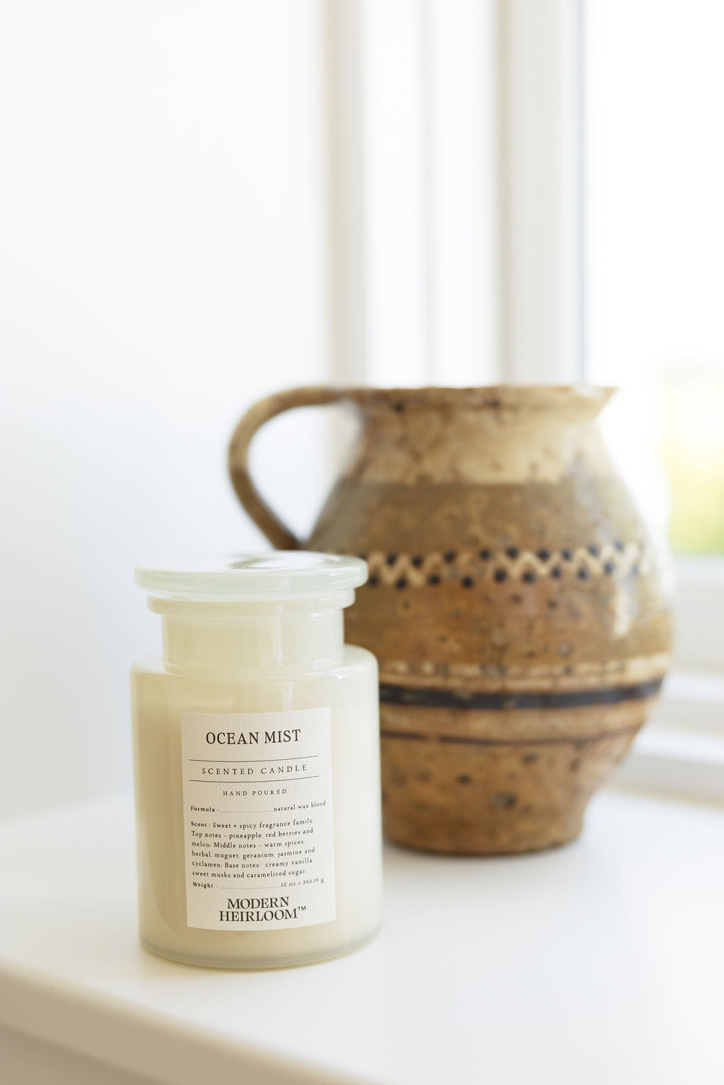 Ocean Mist Hand-poured 12 oz scented candle