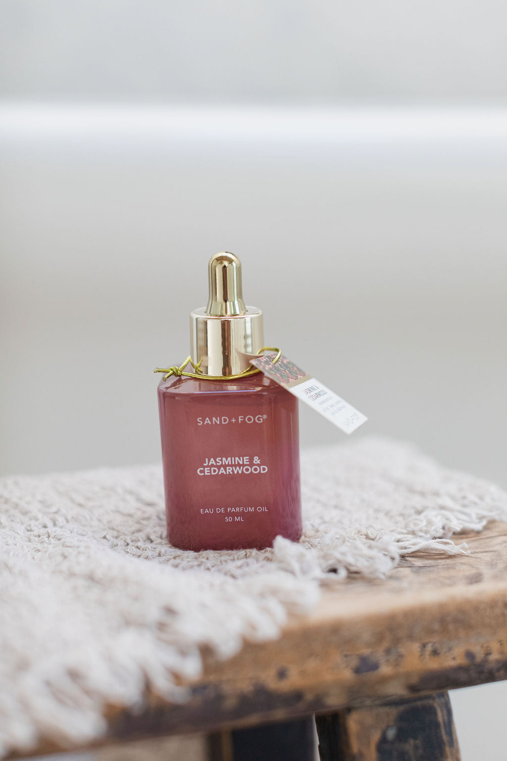 Jasmine & Cedarwood Long-lasting 50 ml Perfume Oil Dropper