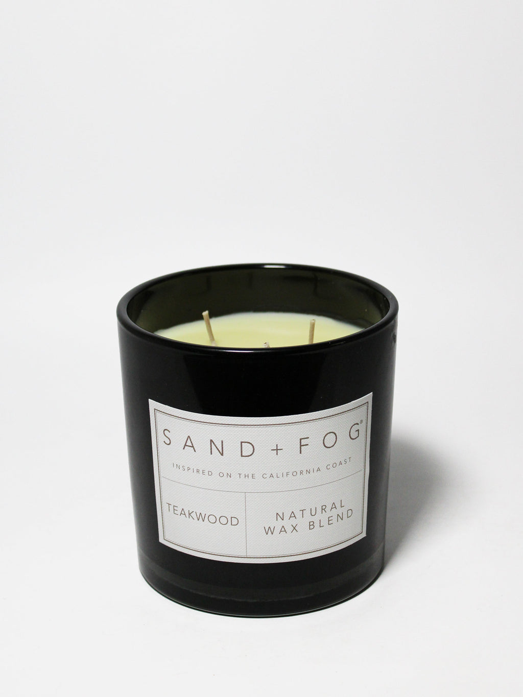 Teakwood Hand-poured 21 oz scented candle
