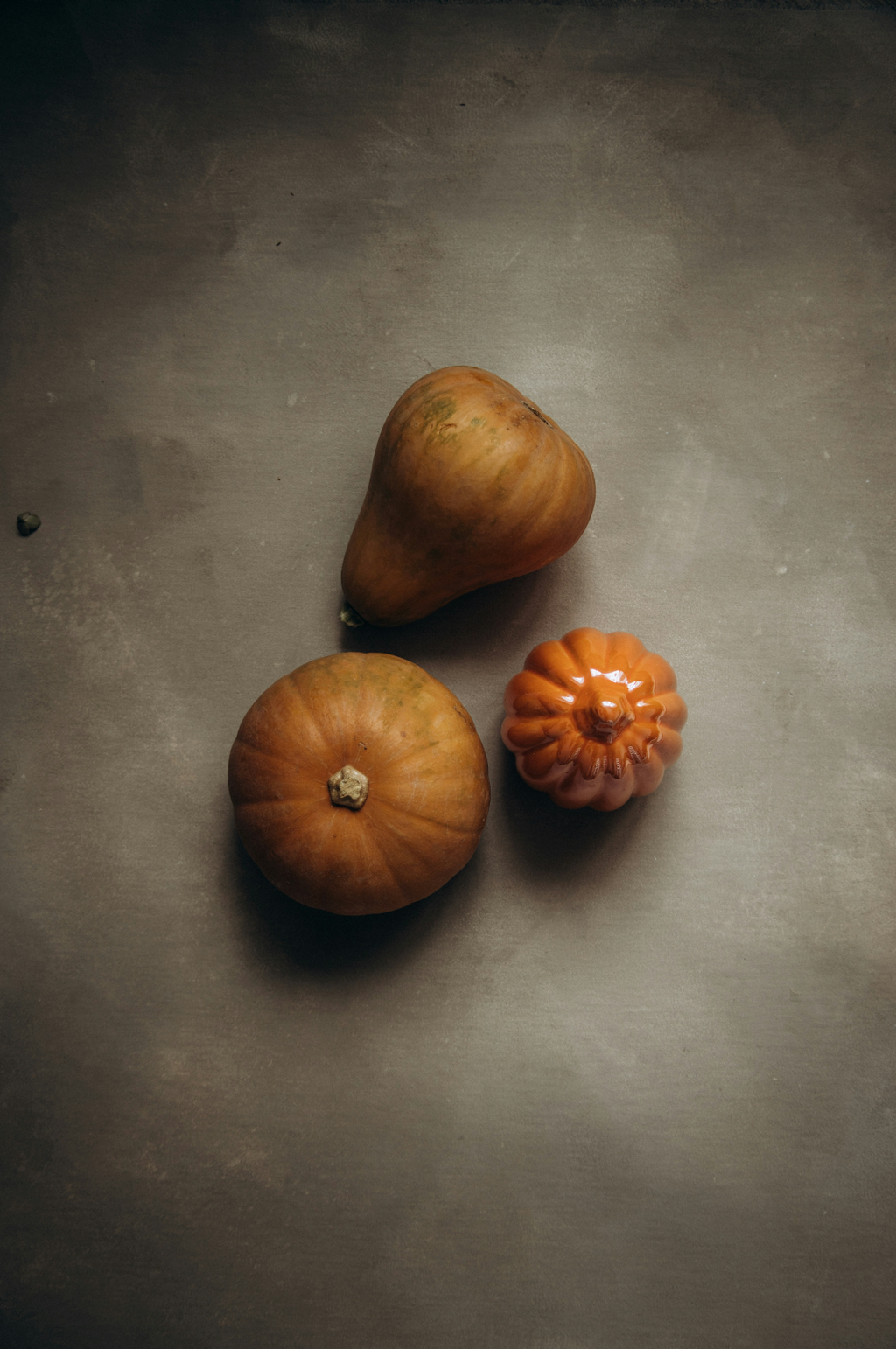 Spiced Pumpkin Hand-poured 12 oz scented candle