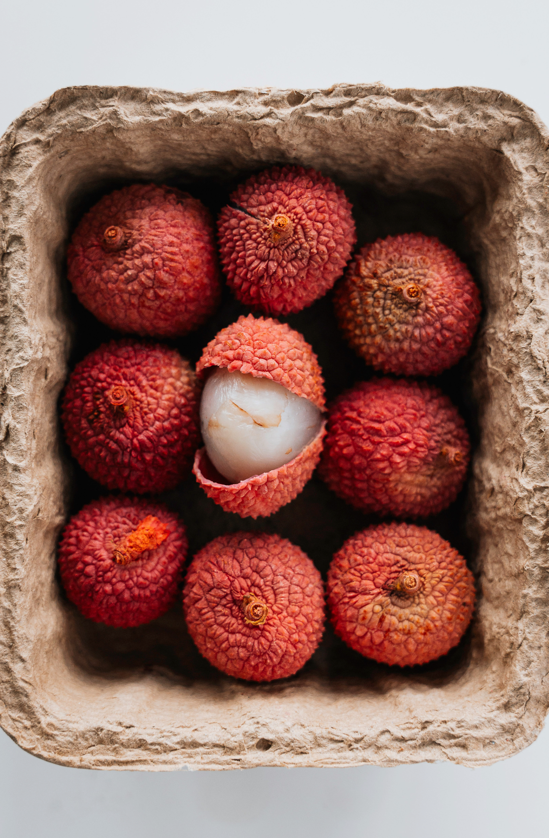 Lychee & Currant Hand-poured 12 oz scented candle