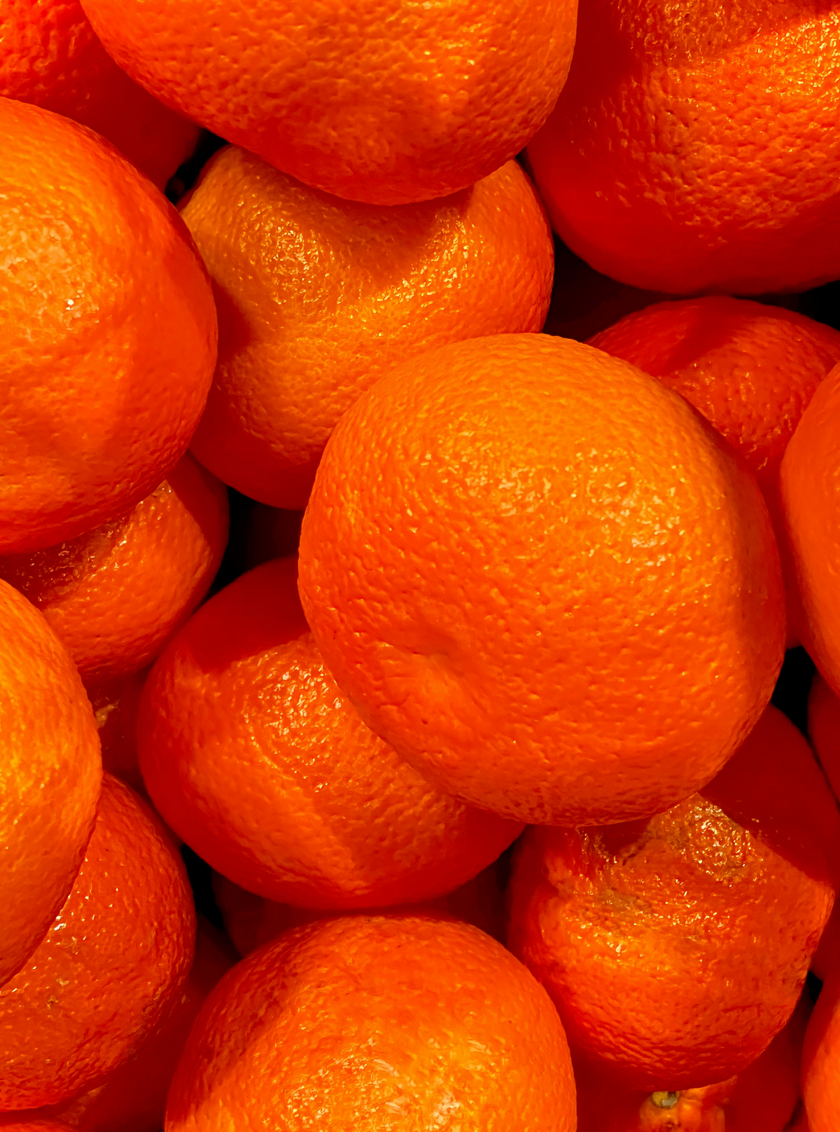Mango & Sweet Tangerine Hand-poured 10 oz scented candle