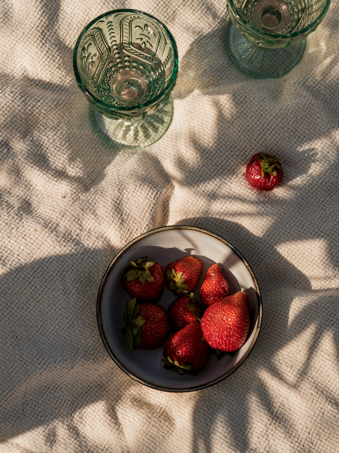 Strawberry Mimosa Hand-poured 21 oz scented candle