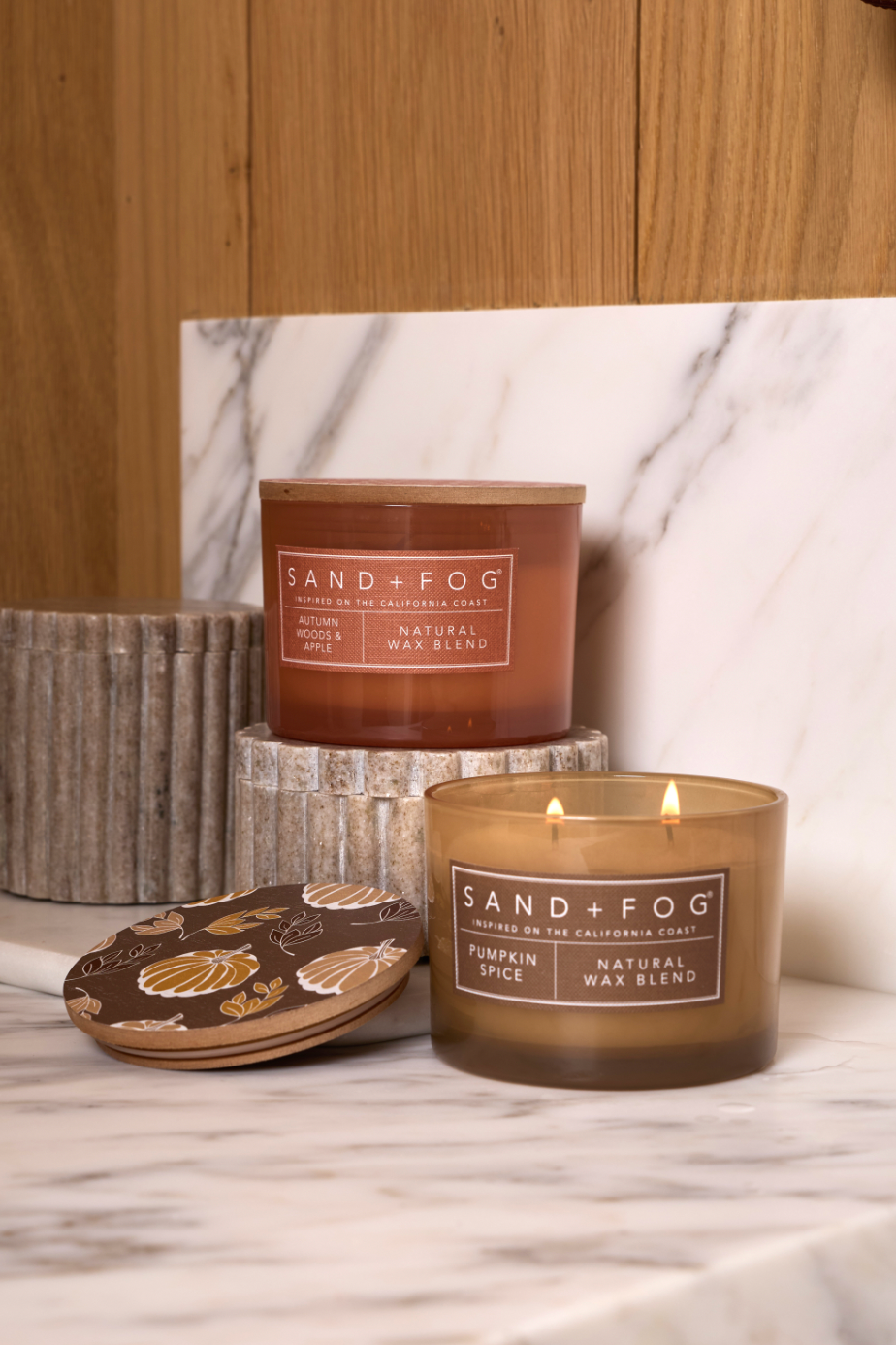 Autumn Woods & Apple Hand-poured 12 oz scented candle