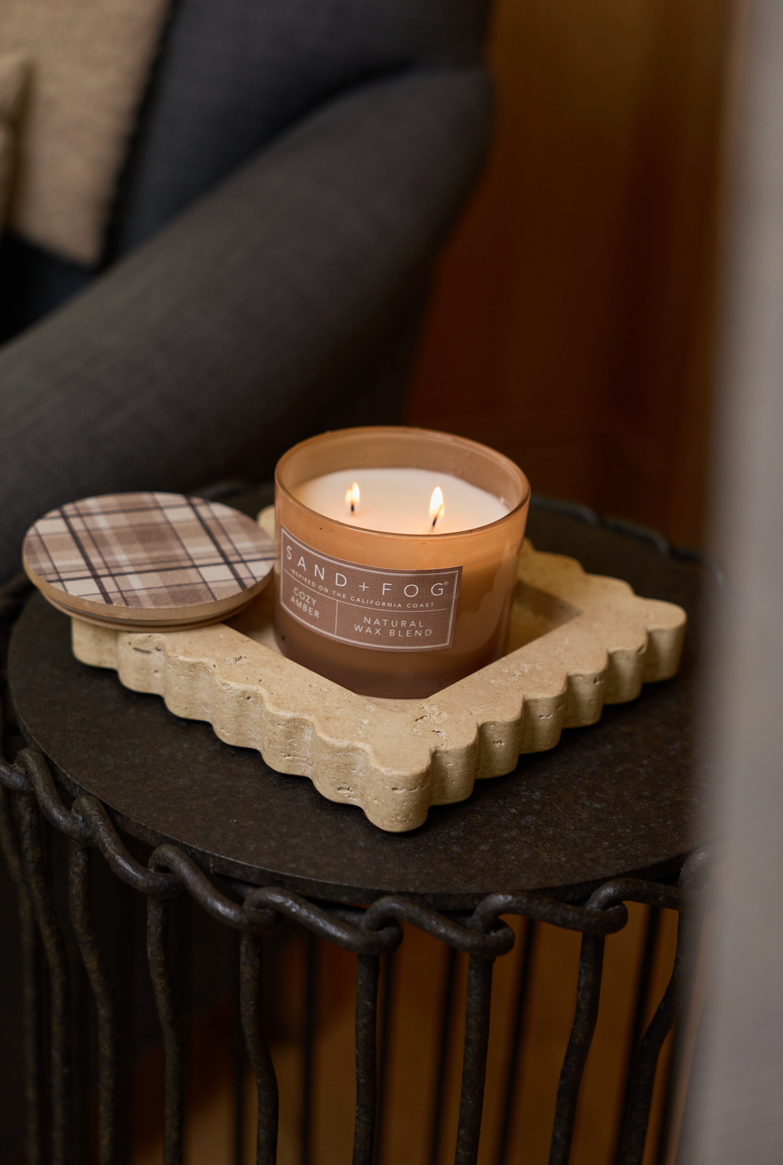 Cozy Amber Hand-poured 12 oz scented candle
